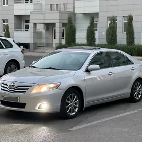Toyota Camry 2011