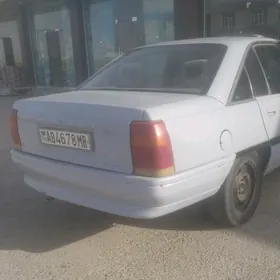 Opel Omega 1990