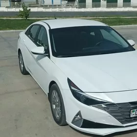 Hyundai Elantra 2021