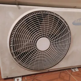 Кондиционер Samsung 40кв.