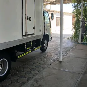 Mitsubishi Canter 2002