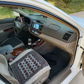 Toyota Camry 2003