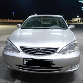 Toyota Camry 2003