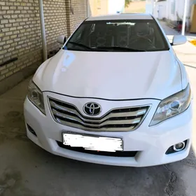 Toyota Camry 2010
