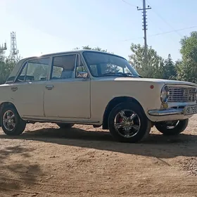 Lada 2104 1980