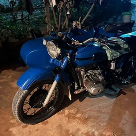 Ural 4320 1990