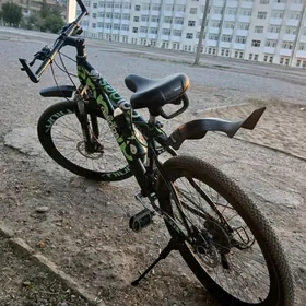 велик адидас