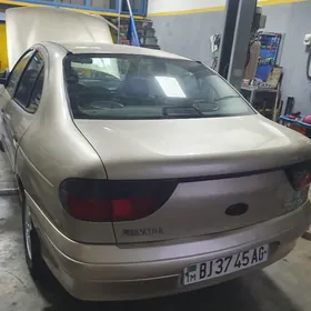 Renault Megane 2 1999