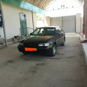 Toyota Carina 1993