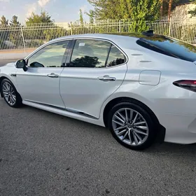 Toyota Camry 2023