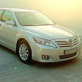Toyota Camry 2010