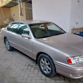 Toyota Avalon 1999