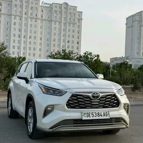 Toyota Highlander 2020