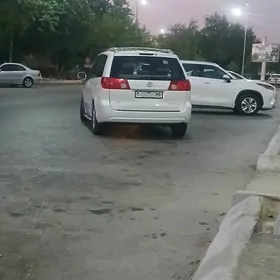 Toyota Sienna 2008