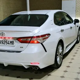 Toyota Camry 2020