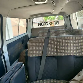 Nissan Urvan 2008