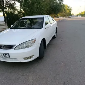 Toyota Camry 2005