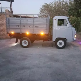 UAZ 452 2003