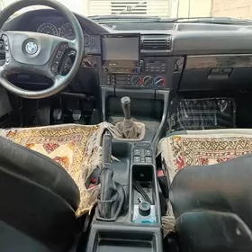 BMW 525 1991