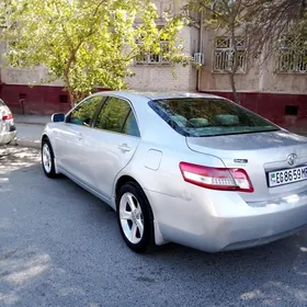 Toyota Camry 2011