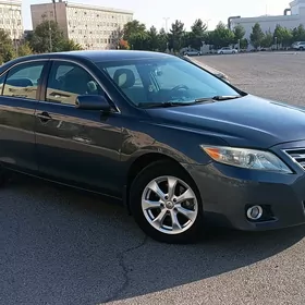 Toyota Camry 2010