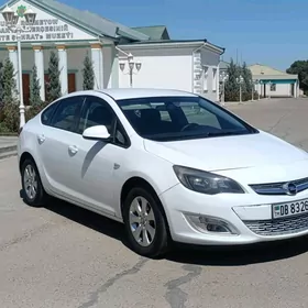 Opel Astra 2013