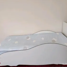 bir adamlyk krowat
