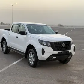 Nissan Navara 2025