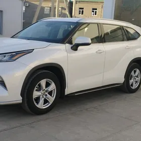 Toyota Highlander 2020