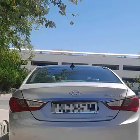 Hyundai Sonata 2013