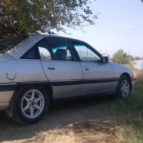 Opel Omega 1992