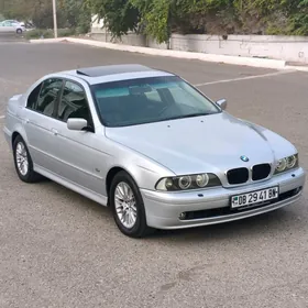 BMW E39 2001
