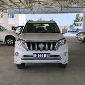 Toyota Land Cruiser Prado 2011