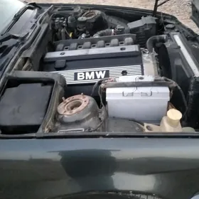 BMW 525 1989