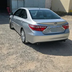 Toyota Camry 2016