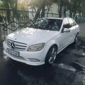 Mercedes-Benz C350 2009