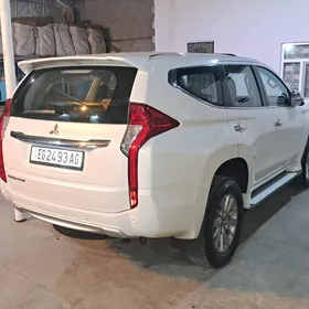 Mitsubishi Montero Sport 2019