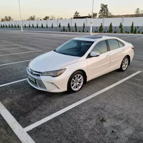 Toyota Camry 2017