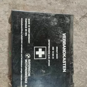 BMW E34 awteçka