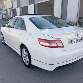 Toyota Camry 2011