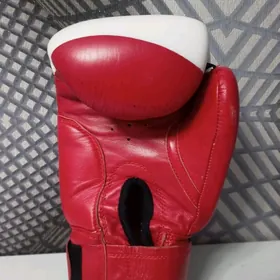 Box perçatkasy