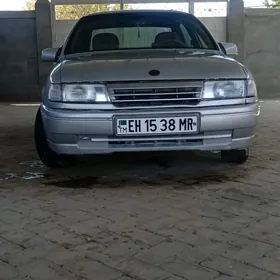 Opel Vectra 1992