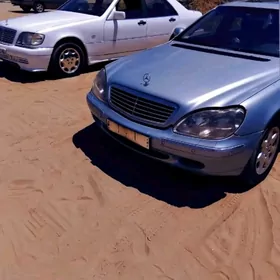 Mercedes-Benz S-Class 2002