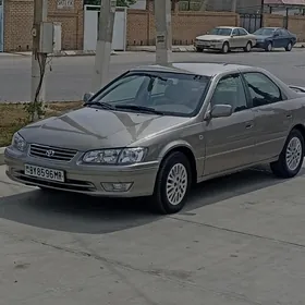 Toyota Camry 1999