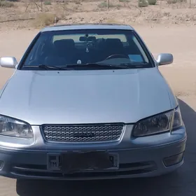 Toyota Camry 1997