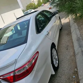 Toyota Camry 2015