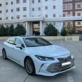 Toyota Avalon 2020