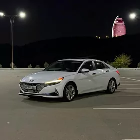 Hyundai Elantra 2021