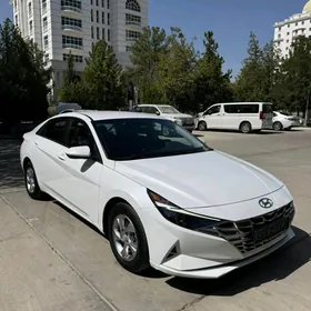 Hyundai Elantra 2021