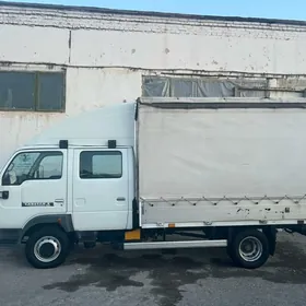 Nissan Canter 2004